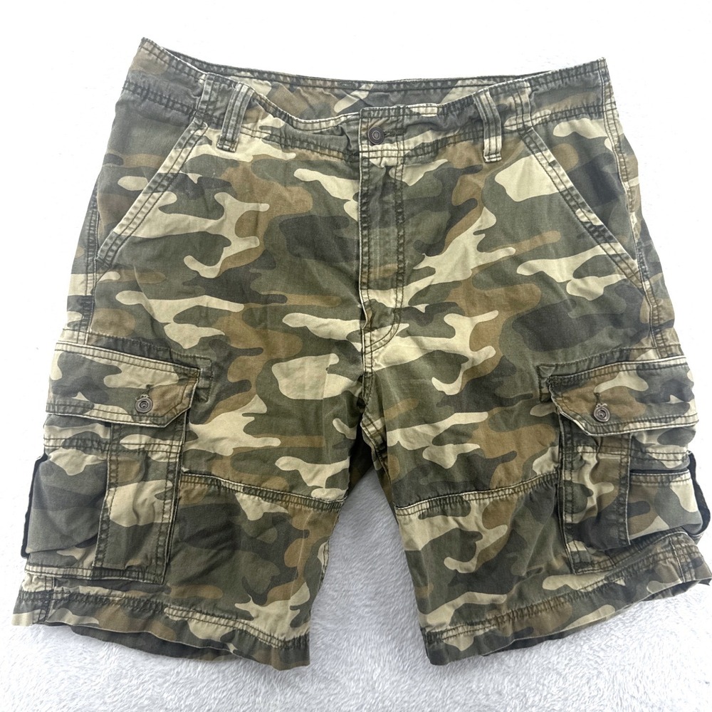 Levis Camouflage Cargo Shorts Mens Size 36 Military Green Camo Hiking Utility